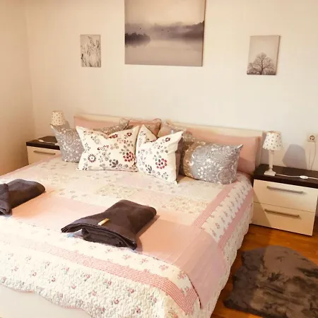 公寓 „am Gnaucks Hutberg“ *